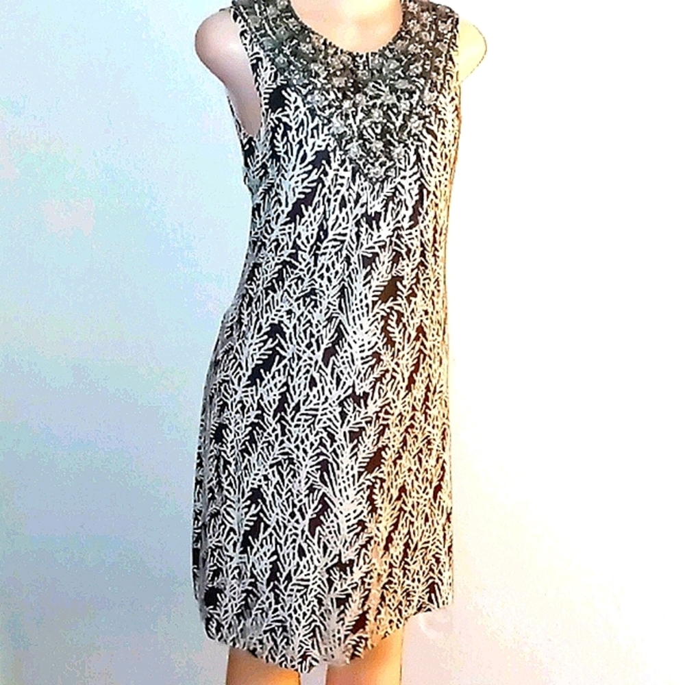 🌈HP🌼Tory Burch beaded coral reef shift dress